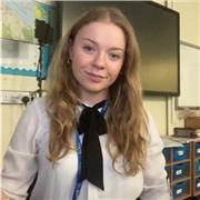 I’m passionate, adaptable, and experienced in learning and teaching humanities, in particular History.